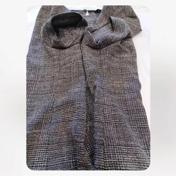 Zara Gray  Plaid Check Shift Mini Short Sleeve Dress Size Medium - Picture 11 of 12